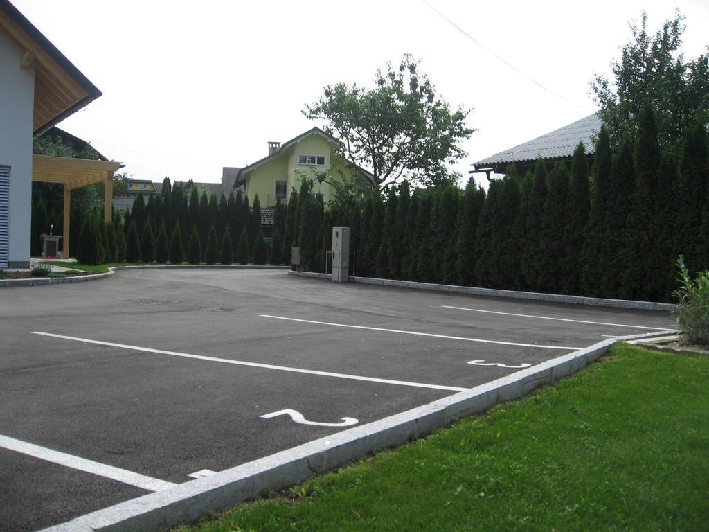 Apartments Bledea Екстер'єр фото